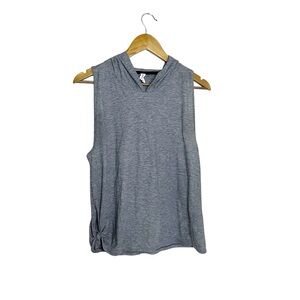 Under Armour Lightweight Hooded Workout Top Cutout M Athleisure Gym Gray Muscle